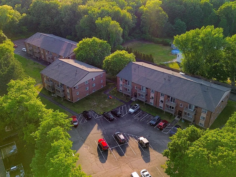 328 Greenwood St #C-11