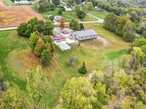 17946 National Rd, Wapakoneta, OH 45895