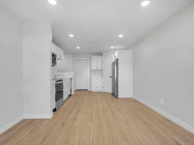 2670 Rosewood Dr — Photo 21