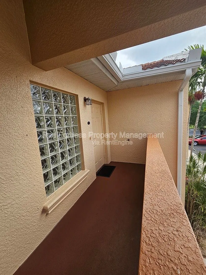 2 bed, 2.0 bath, $1,099 — Photo 3
