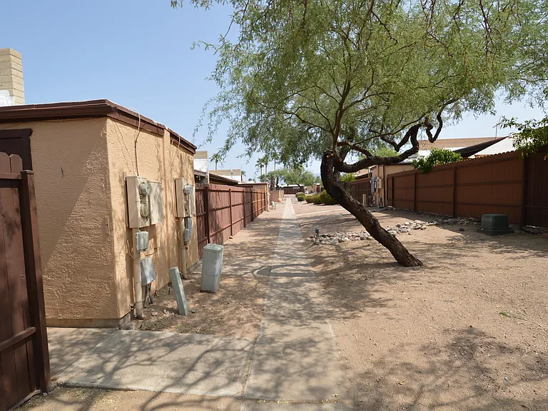 731 S Pantano Pkwy — Photo 12