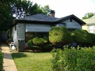 2331 Foster St, Evanston, IL 60201