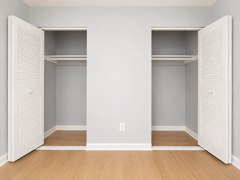 420 Fairfax Dr #A — Photo 8