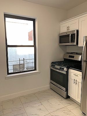 5th image of 34-07 32nd St #D5
