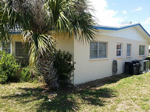 3rd image of 12131 Dorado Dr
