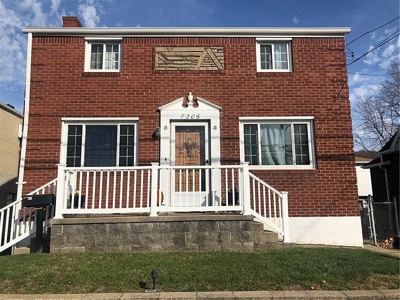 7206 Grand Ave photo 1