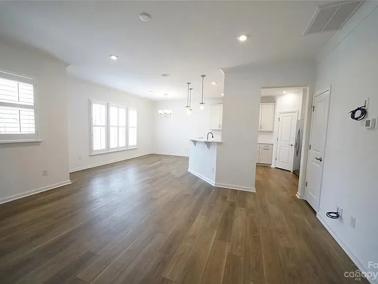 22047 Lani Dr — Photo 22