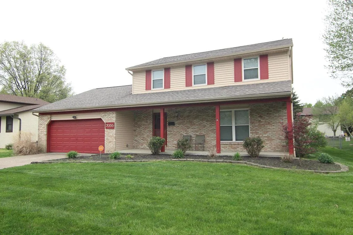 7055 Roundelay Rd N photo 1