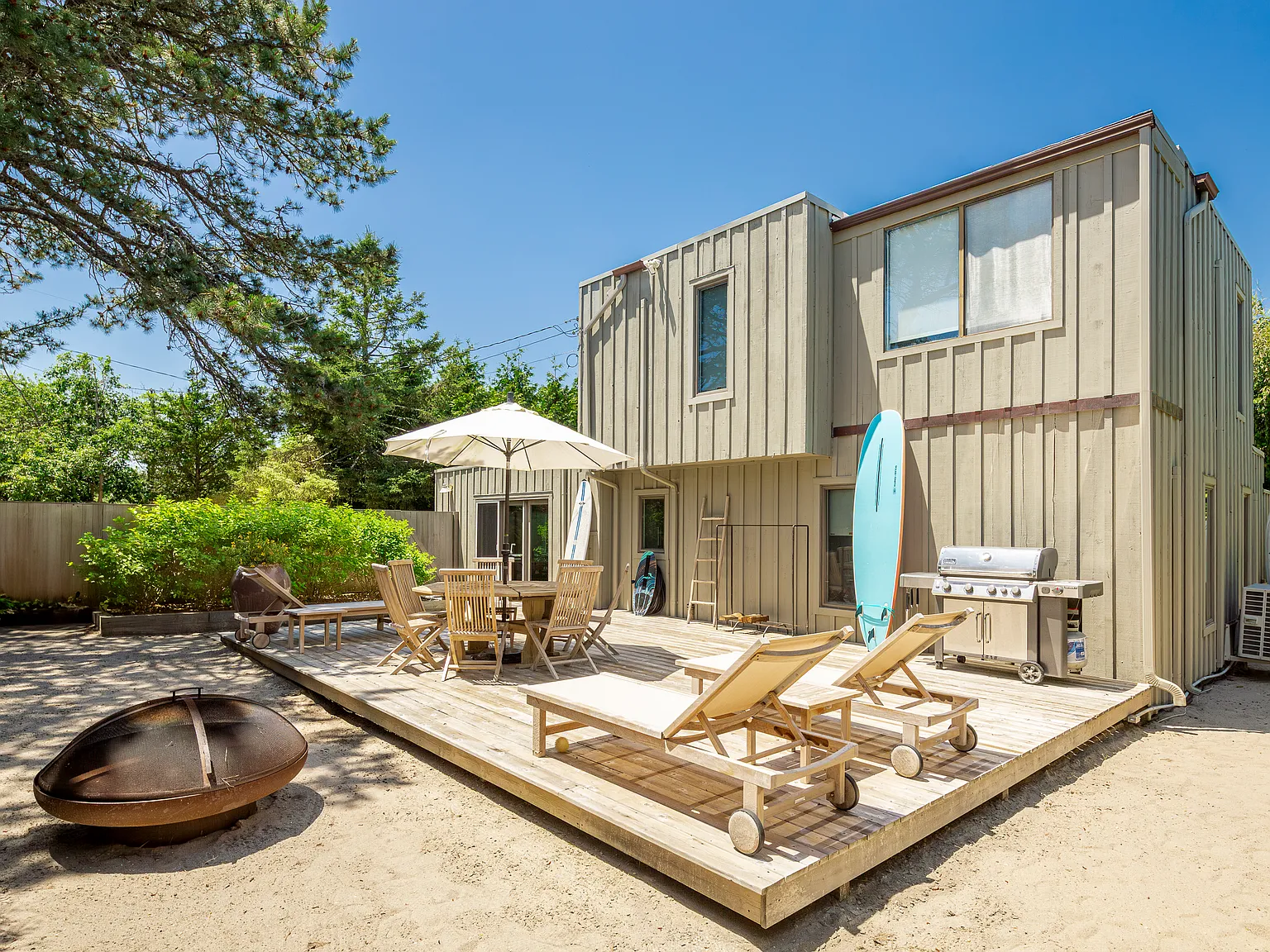 Amagansett Dunes With Private Beach Access — Photo 2