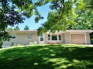 19 Robin Ln, Fenton, MO