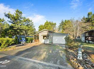 5405 NW Pacific Coast Hwy #20, Waldport, OR 97394
