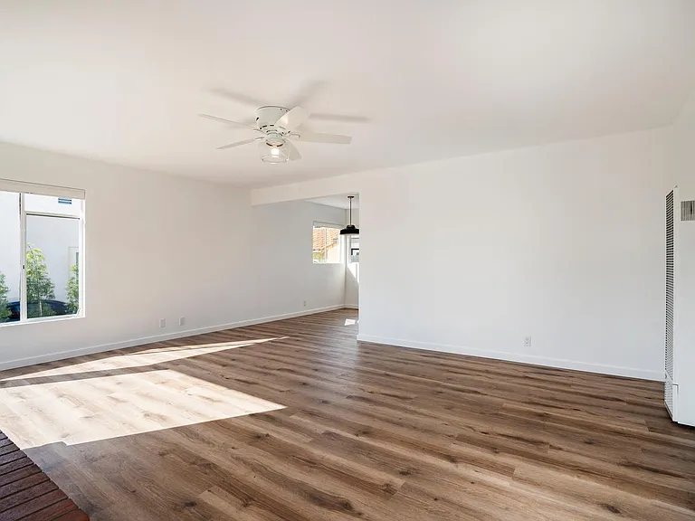 174 W Avenida Cornelio — Photo 5