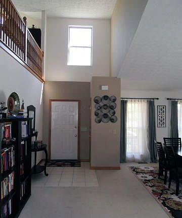 3rd image of 6055 Varwyne Dr