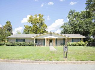 203 Terry St, White Oak, TX 75693