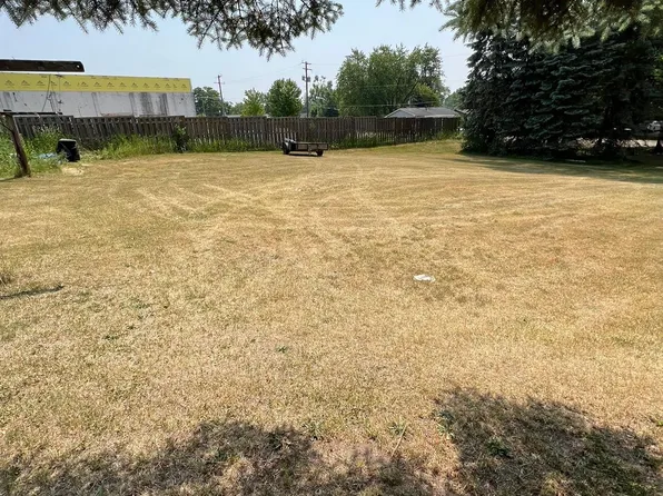 0 Livingston St, Pinckney, MI 48169