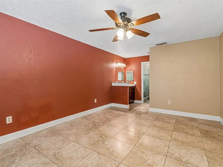 15109 Springview St — Photo 14