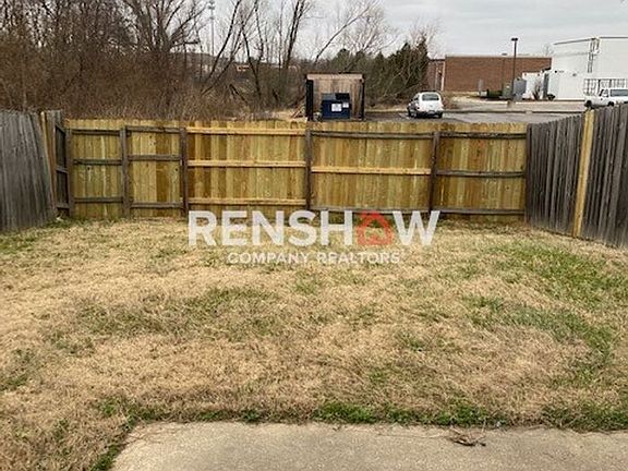4th image of 7978 Marsha Woods Dr