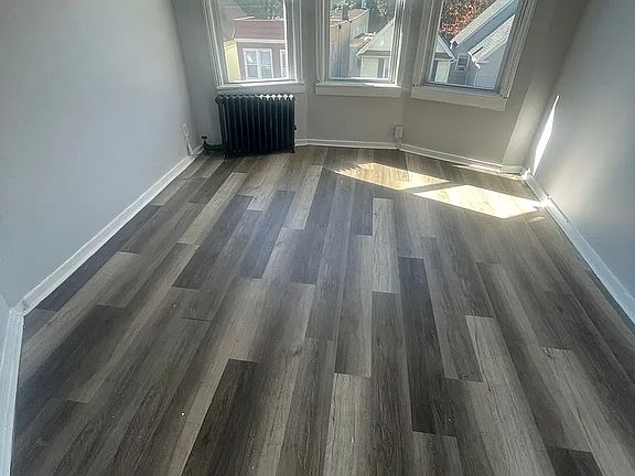 4th image of 144 Clendenny Ave #6D