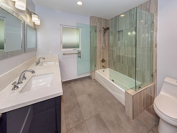3rd image of 2107 Bristow Dr