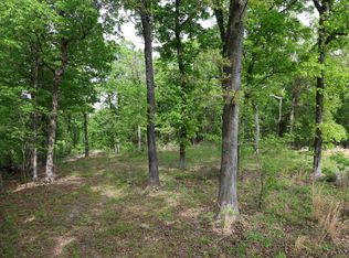 2 Plum Tree Trl, Norfork, AR 72658