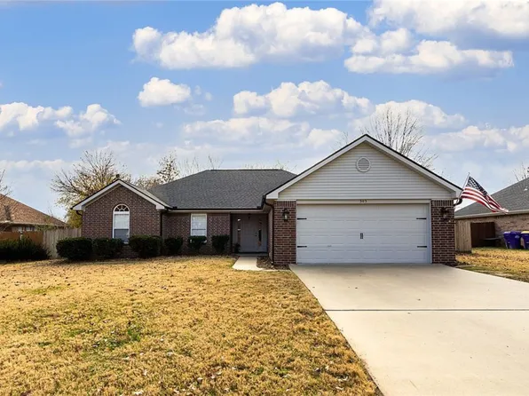 303 Edgehill Ave, Lowell, AR 72745