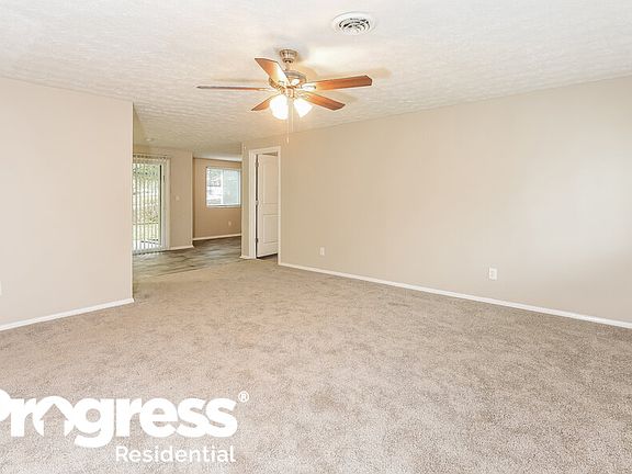 3rd image of 645 Suwanee East Dr