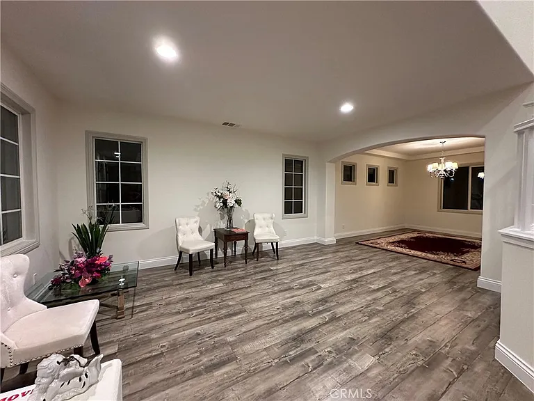 7297 Cobble Creek Dr — Photo 5
