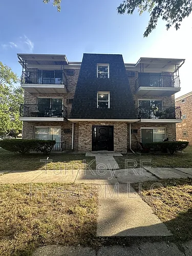 1015 E 150th Pl Photo 1