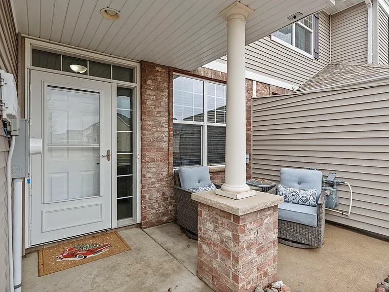2504 Country View Dr #2504 — Photo 2
