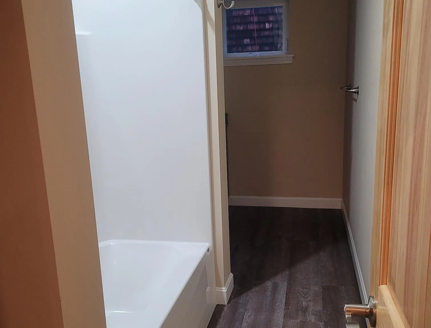 3 bed, 935 sqft, $1,700 — Photo 4