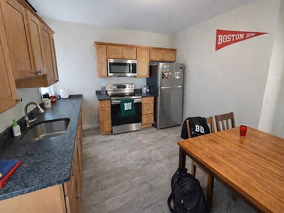 4th image of 32 Chester St