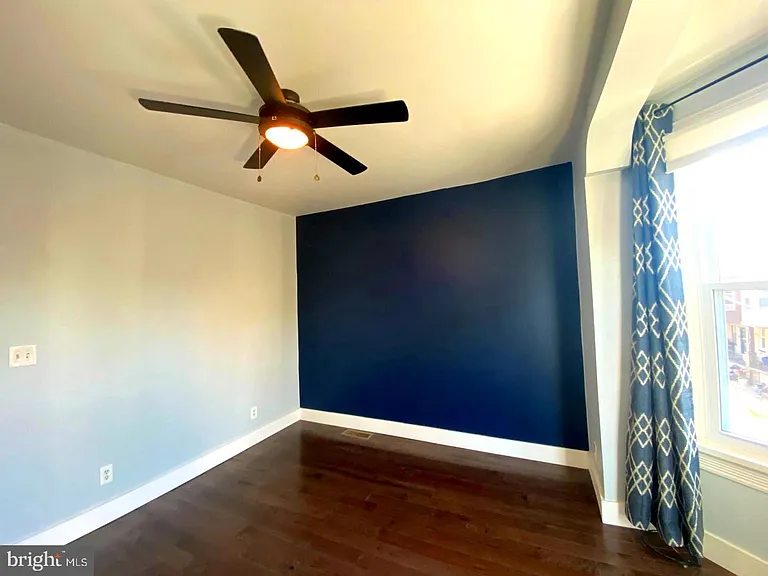 1457 N Corlies St — Photo 29