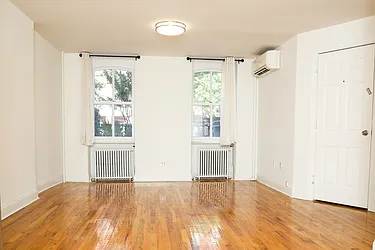 Rented by Brownstone Property Group
