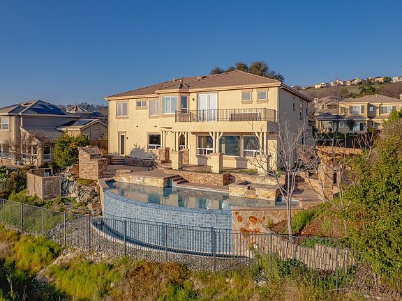 4th image of 6036 Penela Way