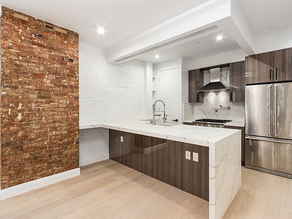 3rd image of 9 E 16th St #5CC