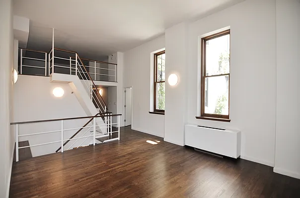 Rented by Nest Seekers International | media 26