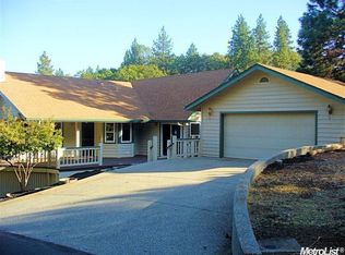 24947 Oro Valley Rd, Auburn, CA 95602