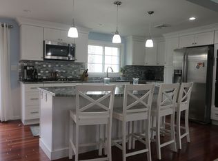 10 Ann Ave, Mystic, CT 06355