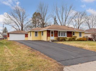 8866 Hadley Ave S, Cottage Grove, MN 55016