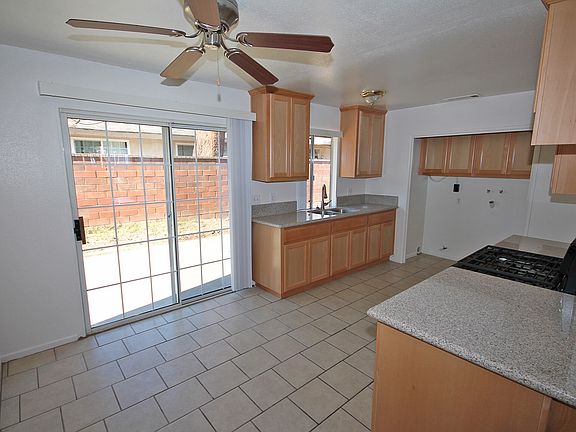Kitchen1