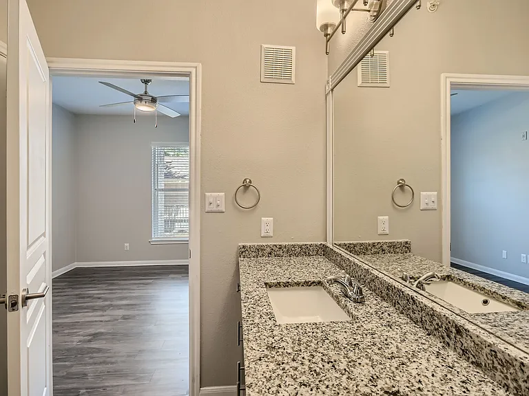 Abbey at Vista Ridge — Photo 26