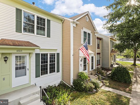 3rd image of 6513 Morning Glen Ct
