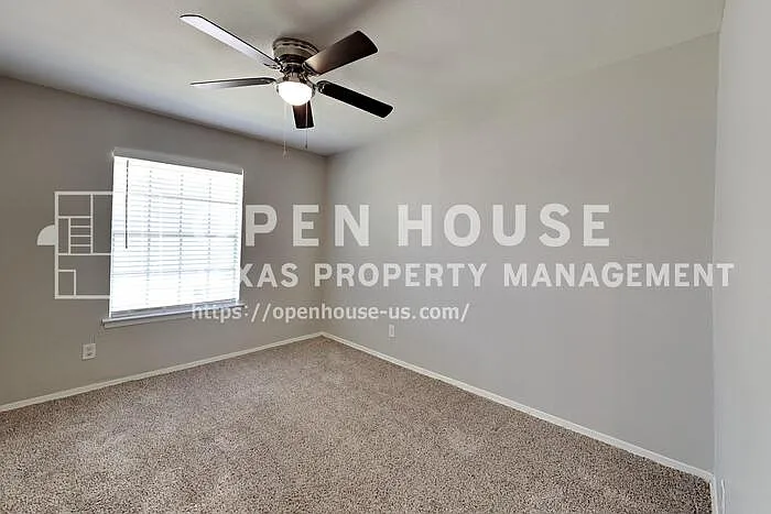 3929 Sun Valley Ct — Photo 10
