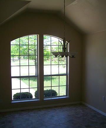 4th image of 5224 Kayanne Ln