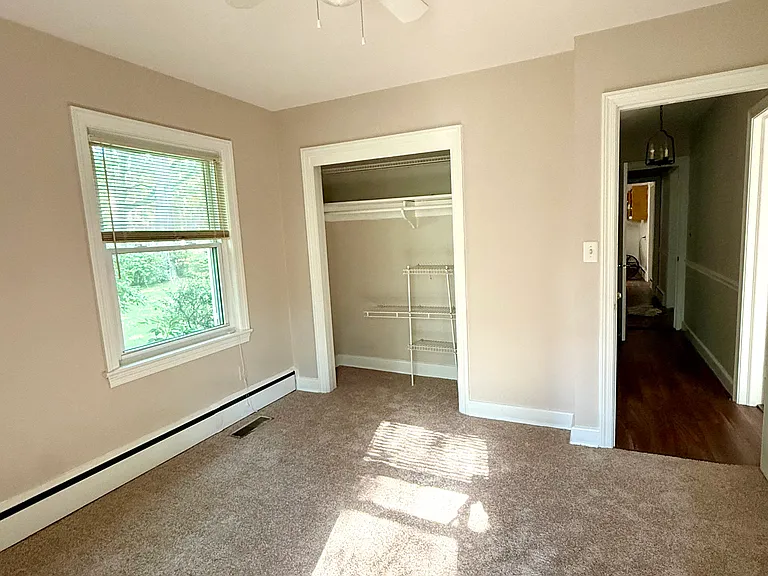 402 Elberta Ave — Photo 3