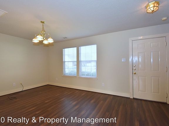 5th image of 19919 Brockland Ln