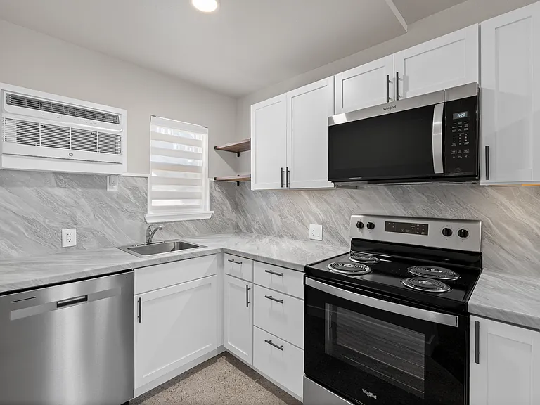 Ponderosa Apartments — Photo 11