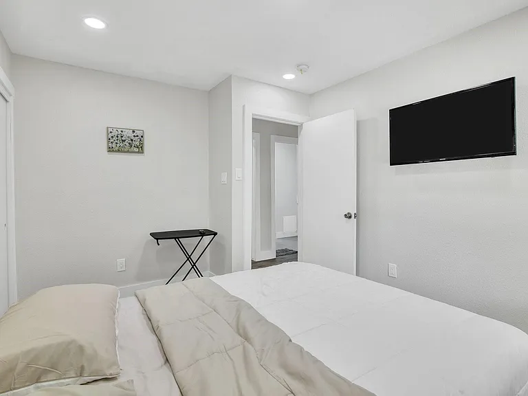 1703 Ansbury Dr — Photo 16