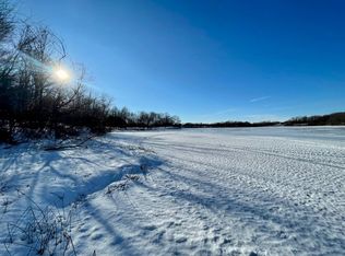 777 Peninsula Point Rd, Shakopee, MN 55379