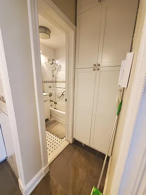 Rented by BLS Realty | media 21